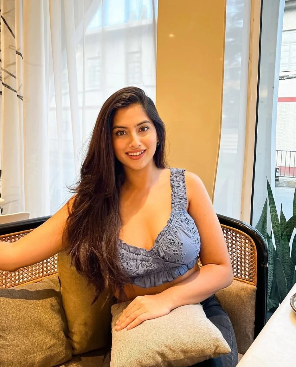 Ruchika – Indian escort in Candolim, Goa — 2 / 3