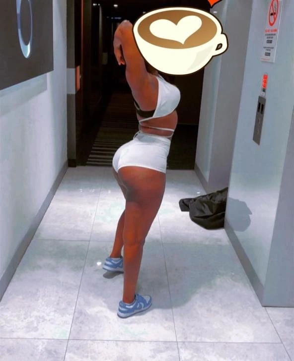 Luna – Mozambican escort in Bangalore — 4 / 6
