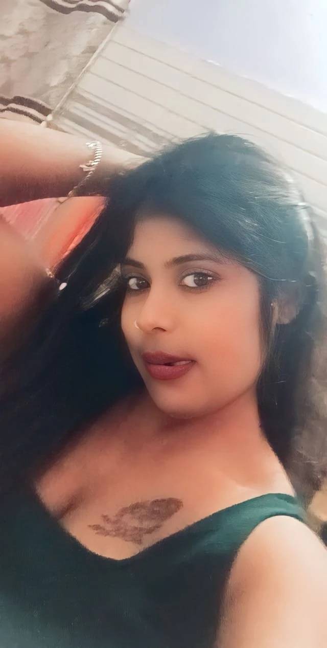 Anjali – Indian escort in Bangalore — 2 / 3