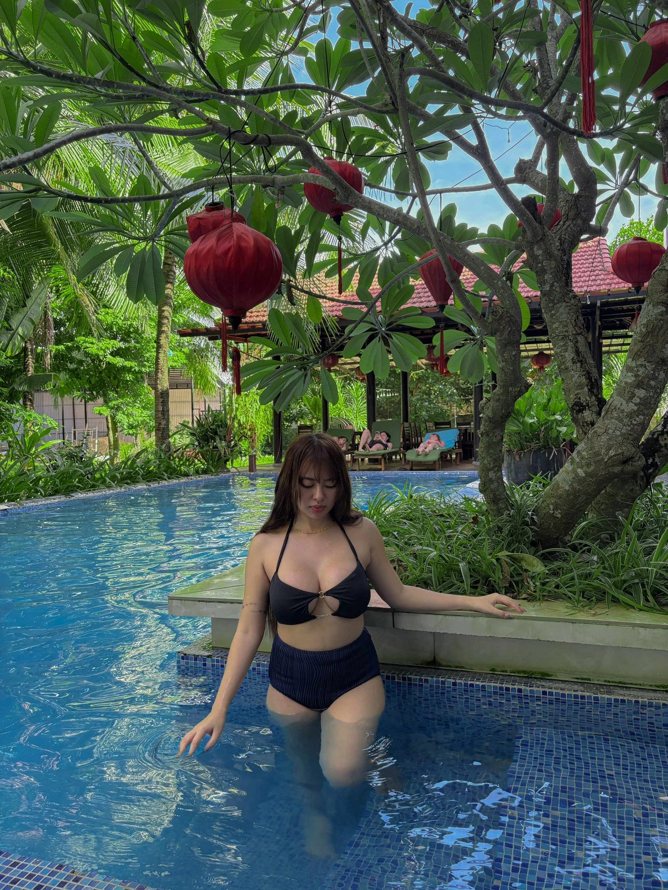 Petite Sexy IDOL JUST ARRIVED – Filipino escort in Hong Kong — 28 / 30