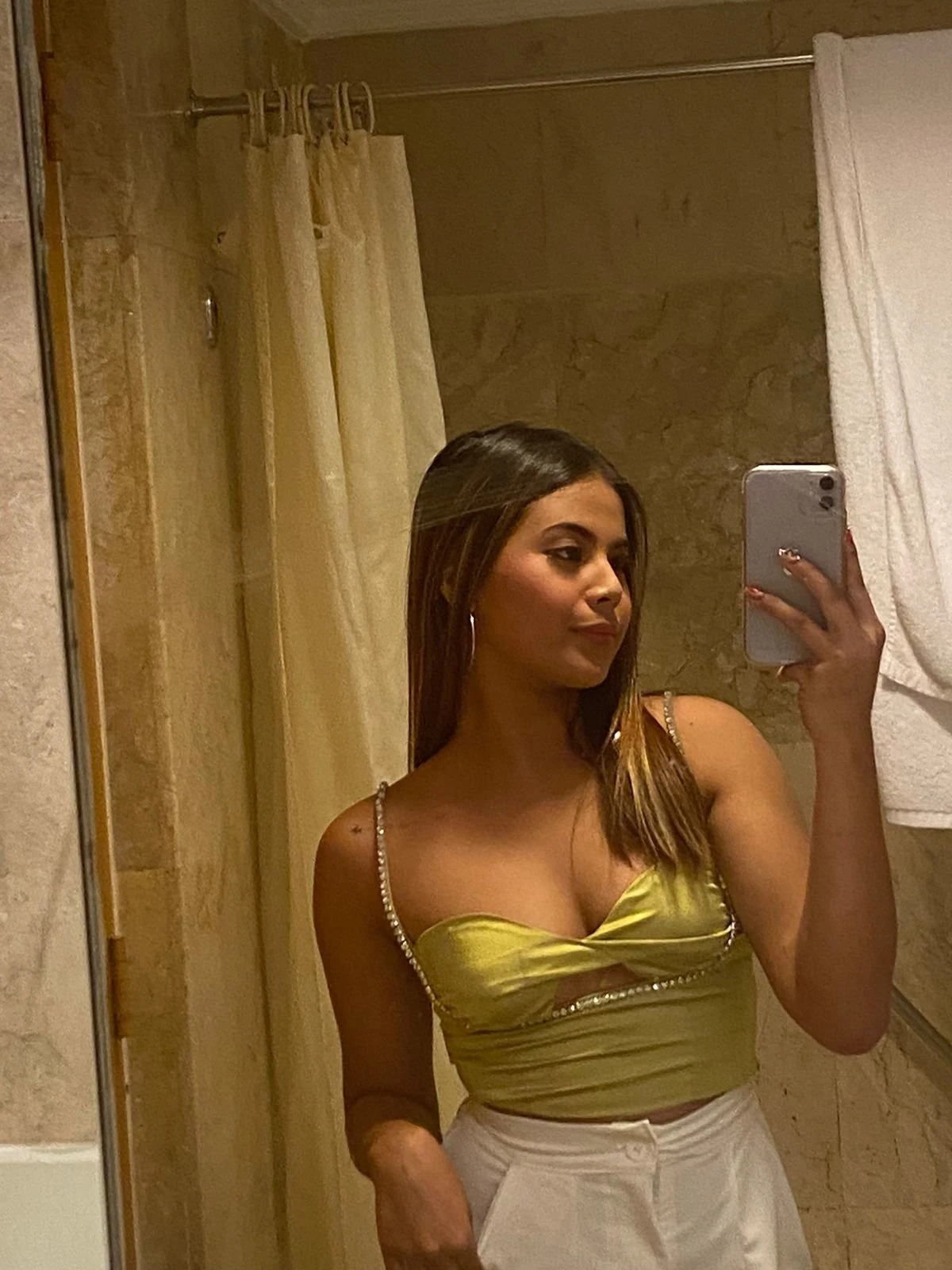young gfe – escort in Hong Kong — 10 / 12