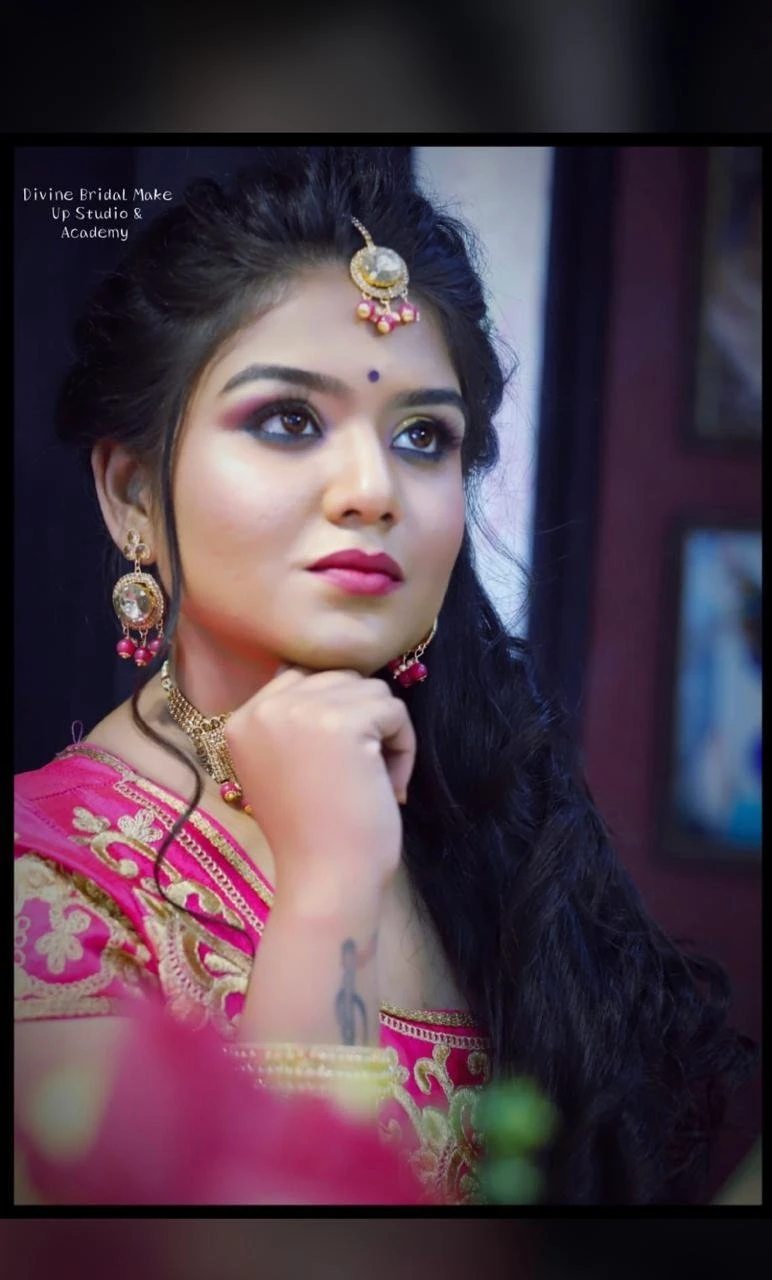 Vip Escort Service – Indian escort in Dehradun, Uttarakhand — 3 / 4
