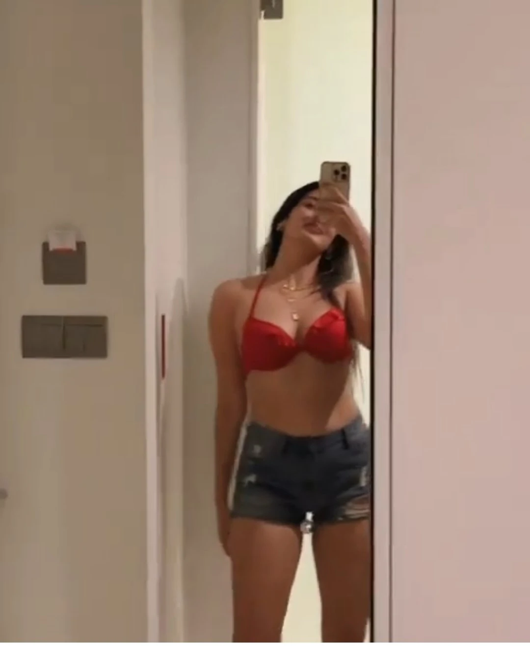 Vedika Safe Secour Service – escort in Gandhidham — 3 / 5