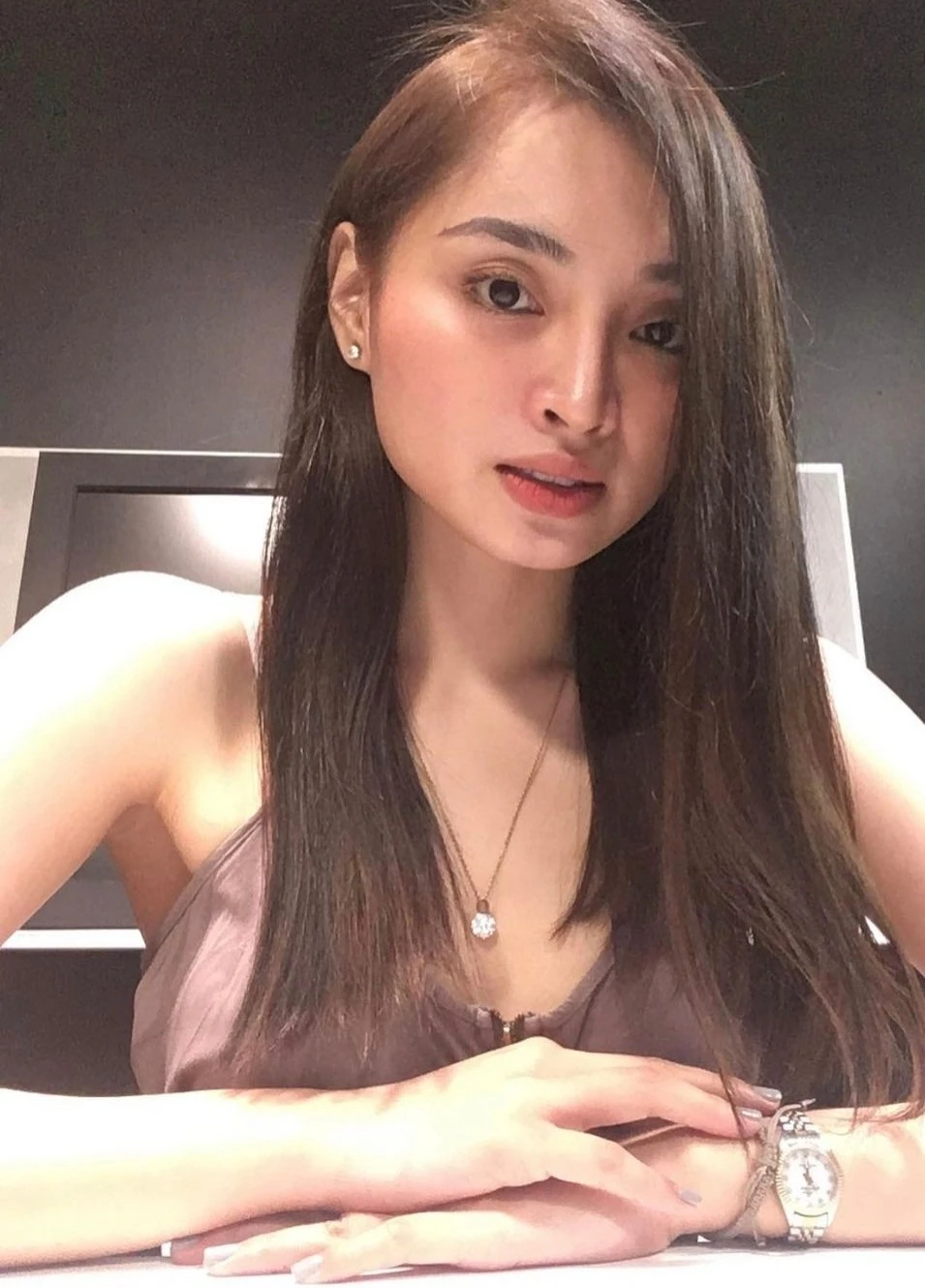 Lady Leticia – Filipino escort in Hong Kong — 8 / 9