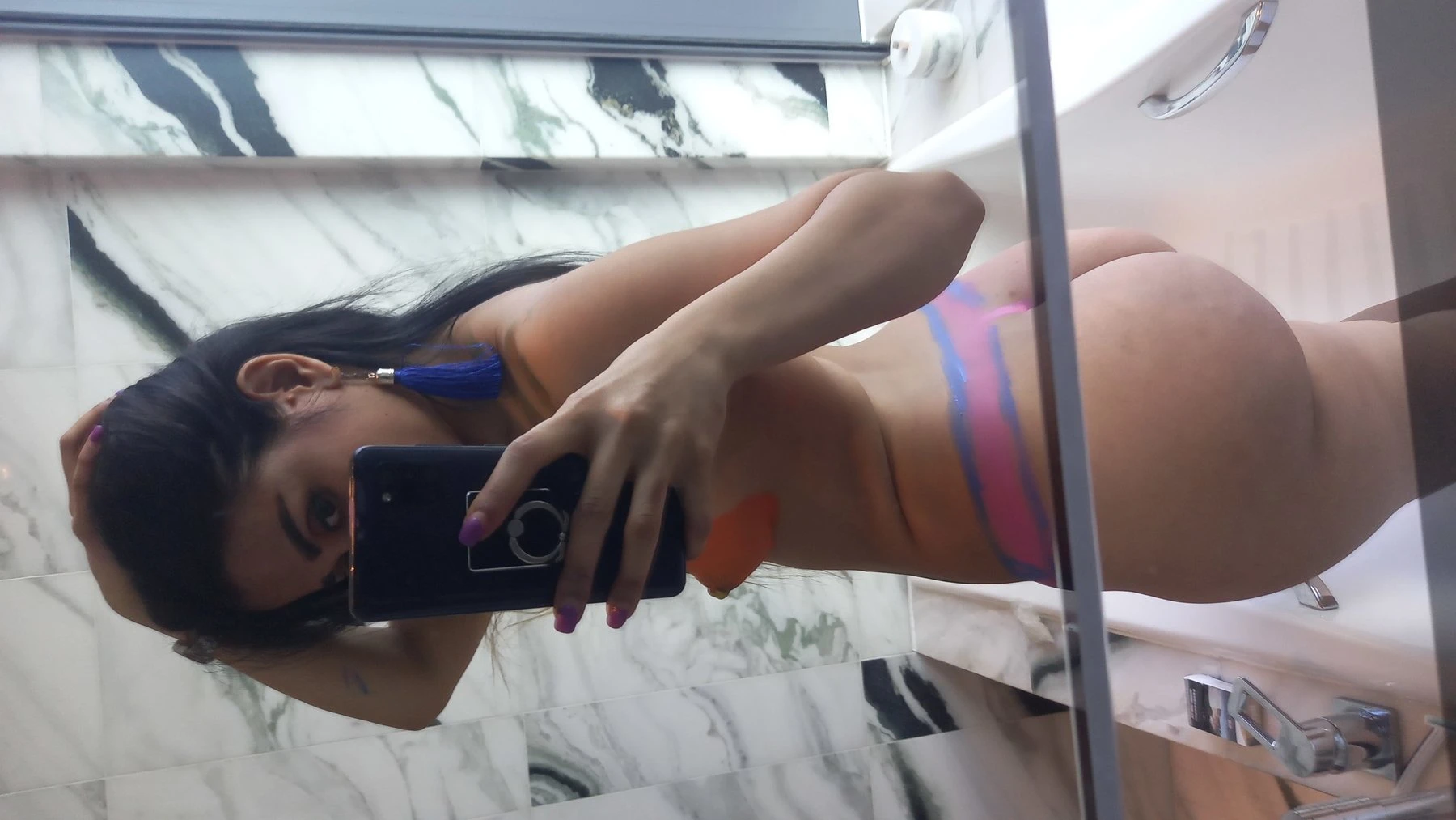 Individual Squirting Girl – Indonesian escort in Hong Kong — 7 / 14