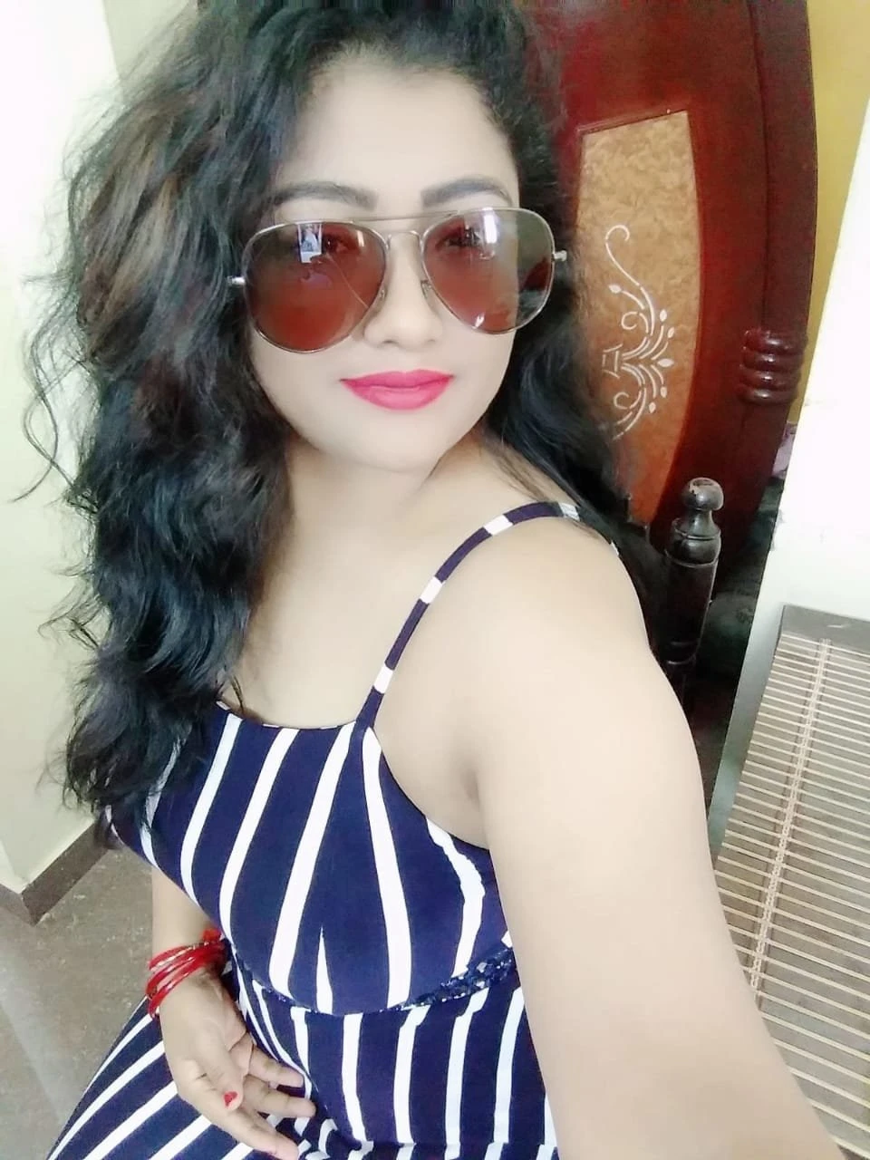 Komal – Indian escort in Ahmedabad — 2 / 3