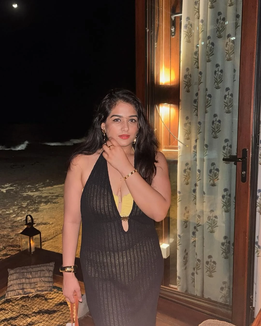 Chahna – Indian escort in Ahmedabad — 4 / 5