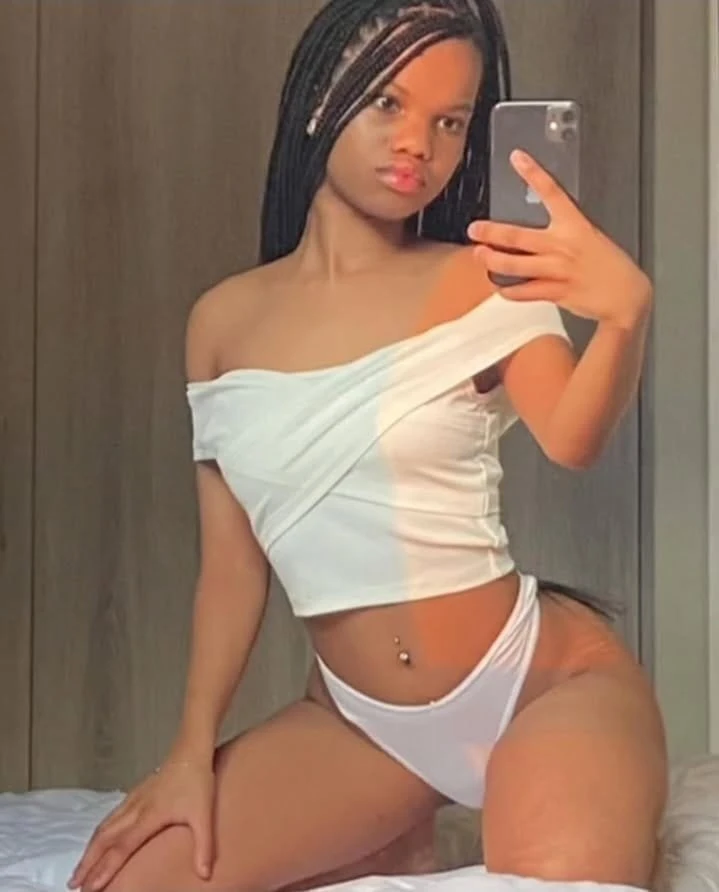 SHINA, BEST IN SERVICE – South African escort in Ahmedabad, Escort, Ahmedabad
