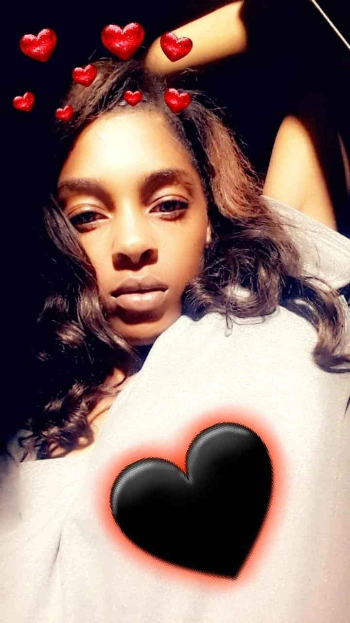 Jasmine – American escort in Yerevan — 2 / 4
