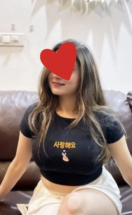 Jasleen Book 4 31st Dec – Indian escort in Gurgaon — 2 / 5