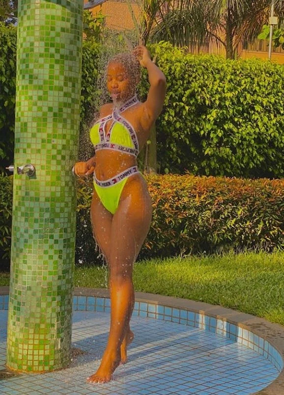 Tina Gray – Zambian escort in Bangalore — 4 / 10
