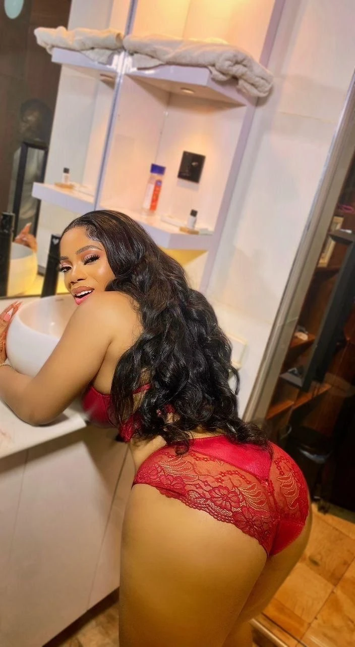 Gifted – Ghanaian escort in Cotonou — 3 / 6