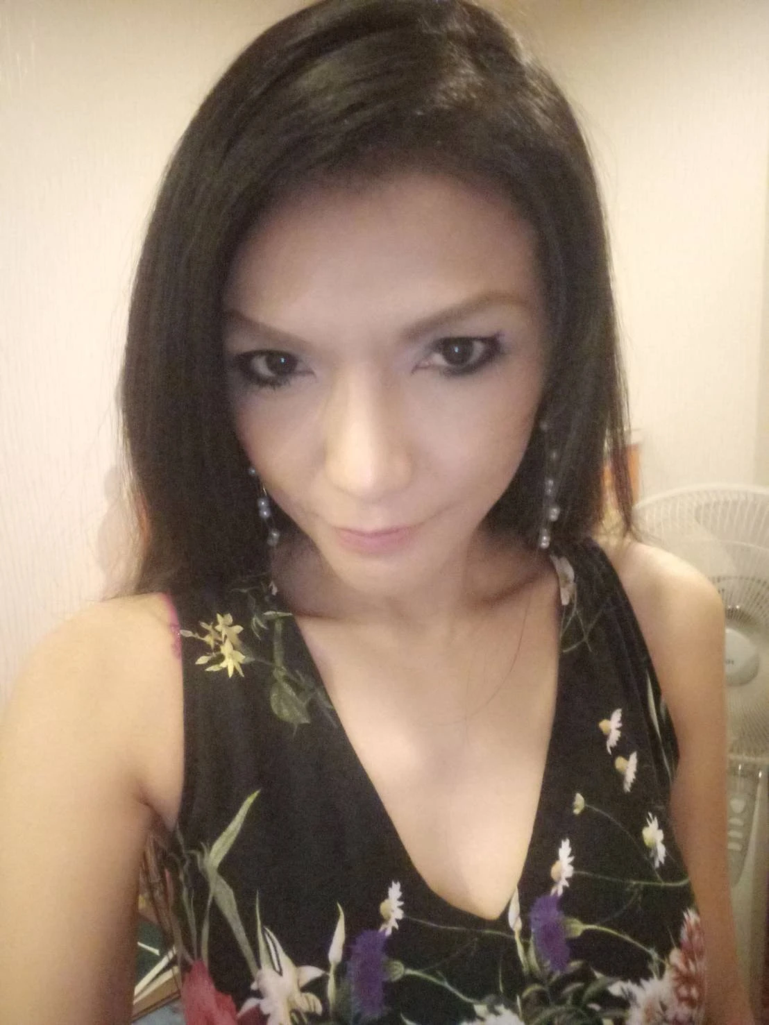 Pat – Thai escort in Hong Kong — 7 / 8