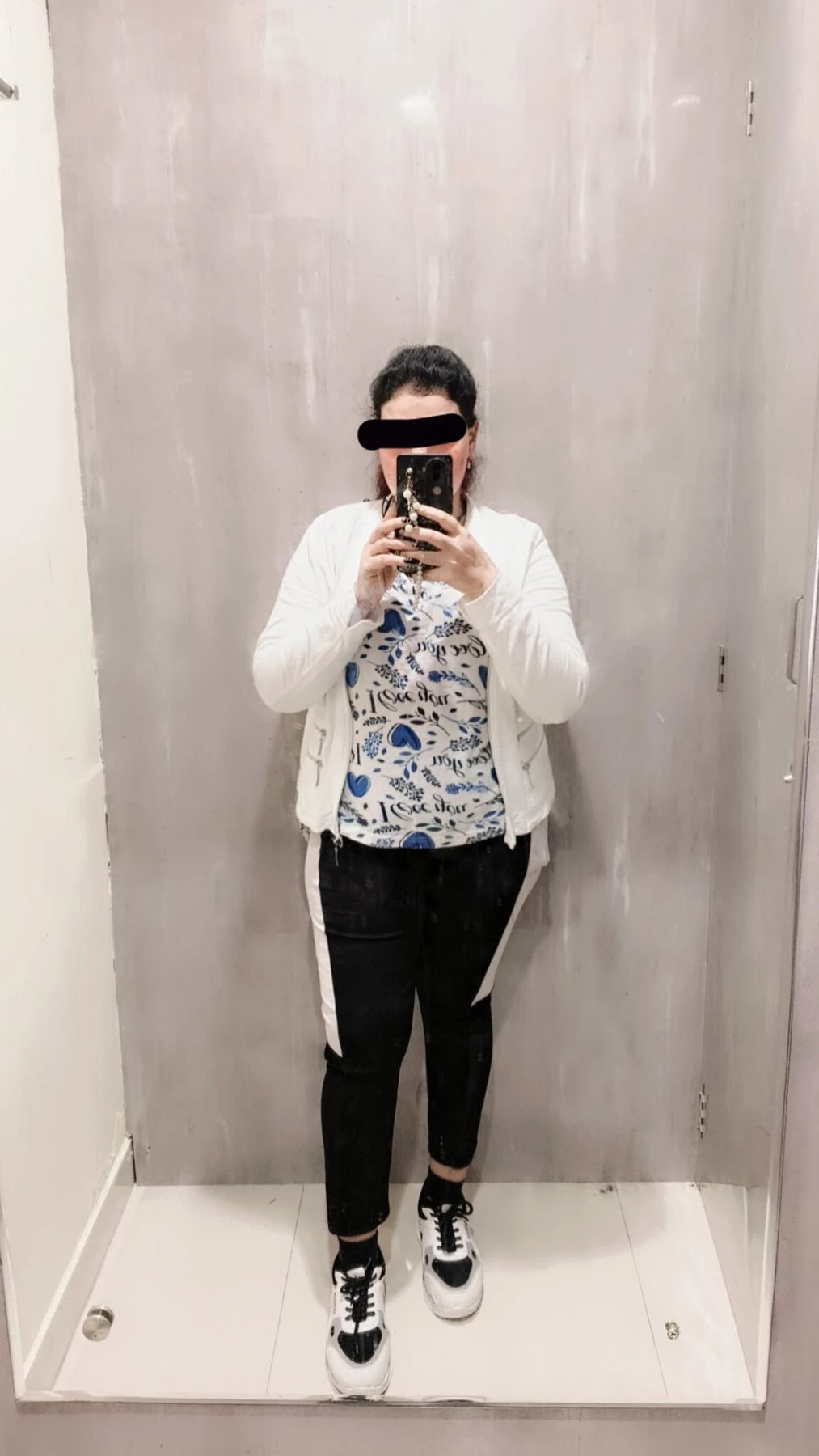 Shradha – adult performer in Bangalore — 1 / 8