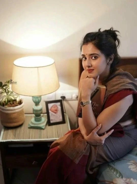 Divyanshi – Indian escort in Chandigarh, Escort, Chandigarh