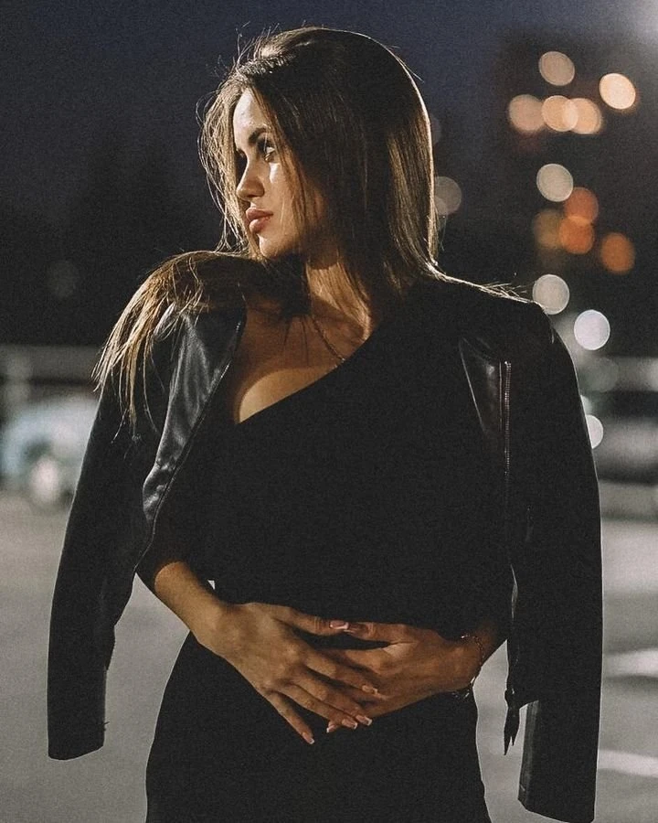Karina – Russian escort in Yerevan — 13 / 17