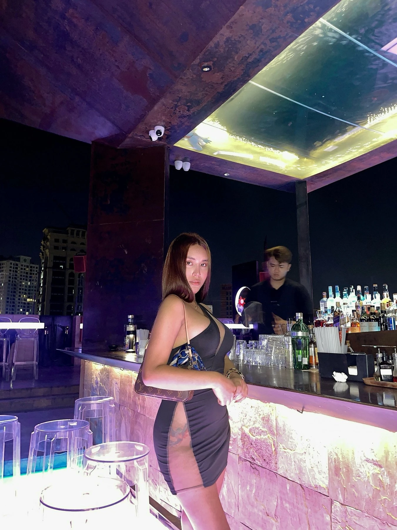 Biancalove – Filipino escort in Hong Kong — 8 / 31