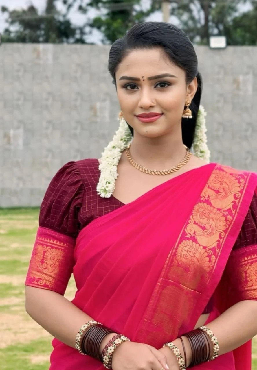 Vip Escort Service Deepika – Indian escort in Chennai — 3 / 4