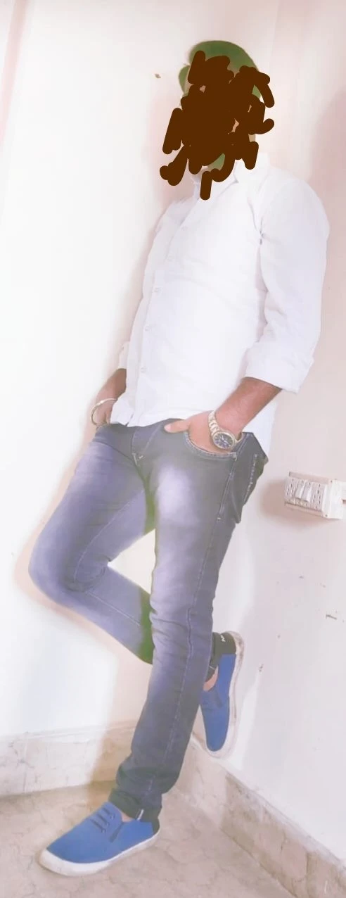 Ajay – Indian masseuse in Ahmedabad — 2 / 3