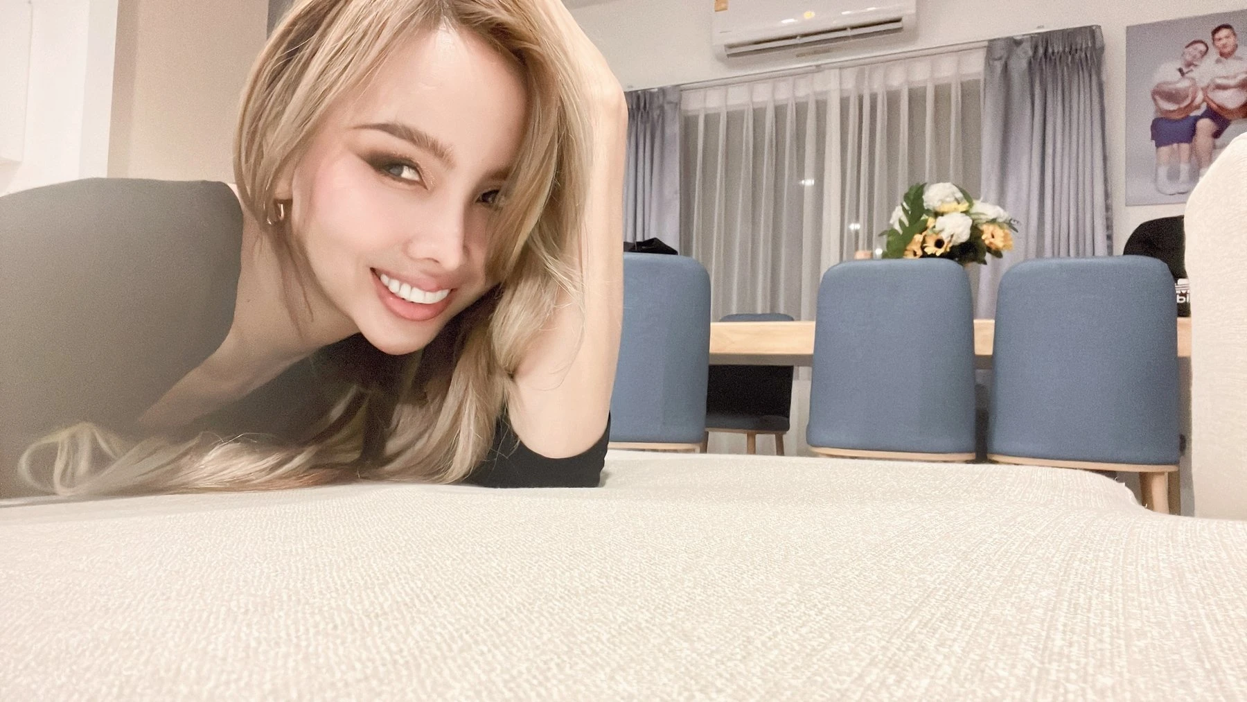 Janie88 – Thai masseuse in Bangalore — 4 / 5