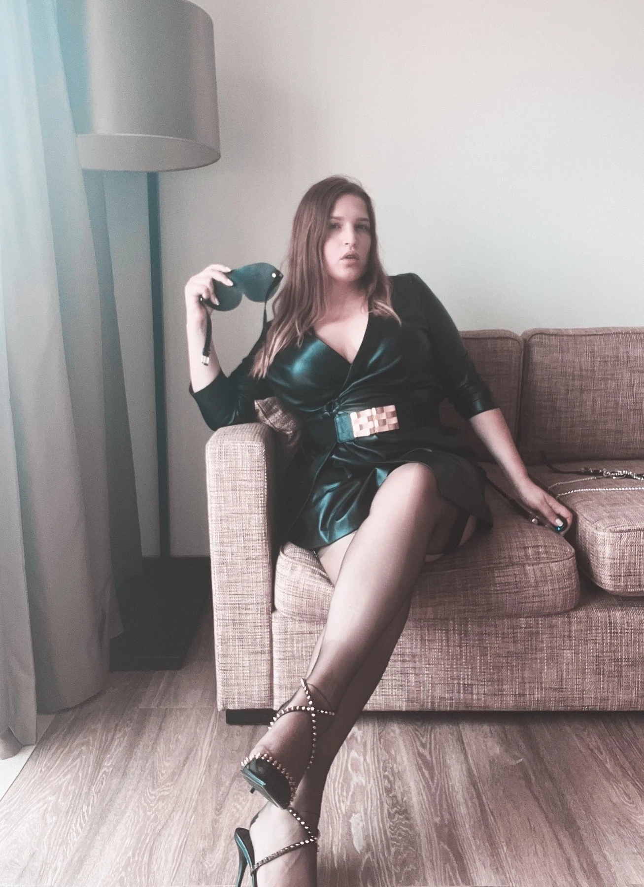 SOON IN BAKU. Obey_Helene_(Instagram) – Slovenian dominatrix in Baku — 5 / 31