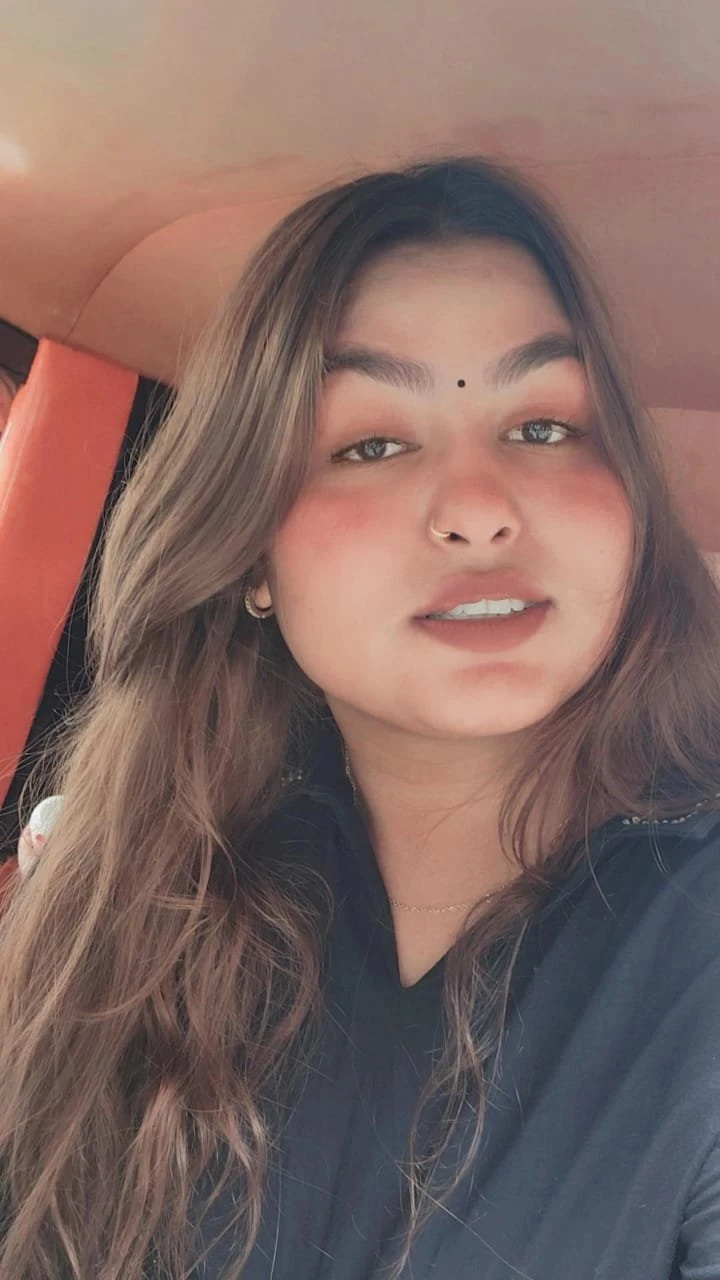 Sajnaa – escort in Ahmedabad — 14 / 16
