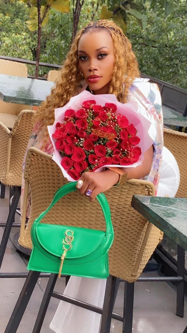 Sexy videos calls available. – Burundian escort in Bangalore — 9 / 11