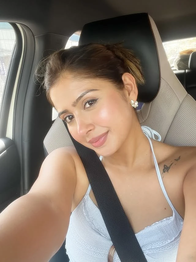 Naira – Indian escort in Bangalore — 2 / 7