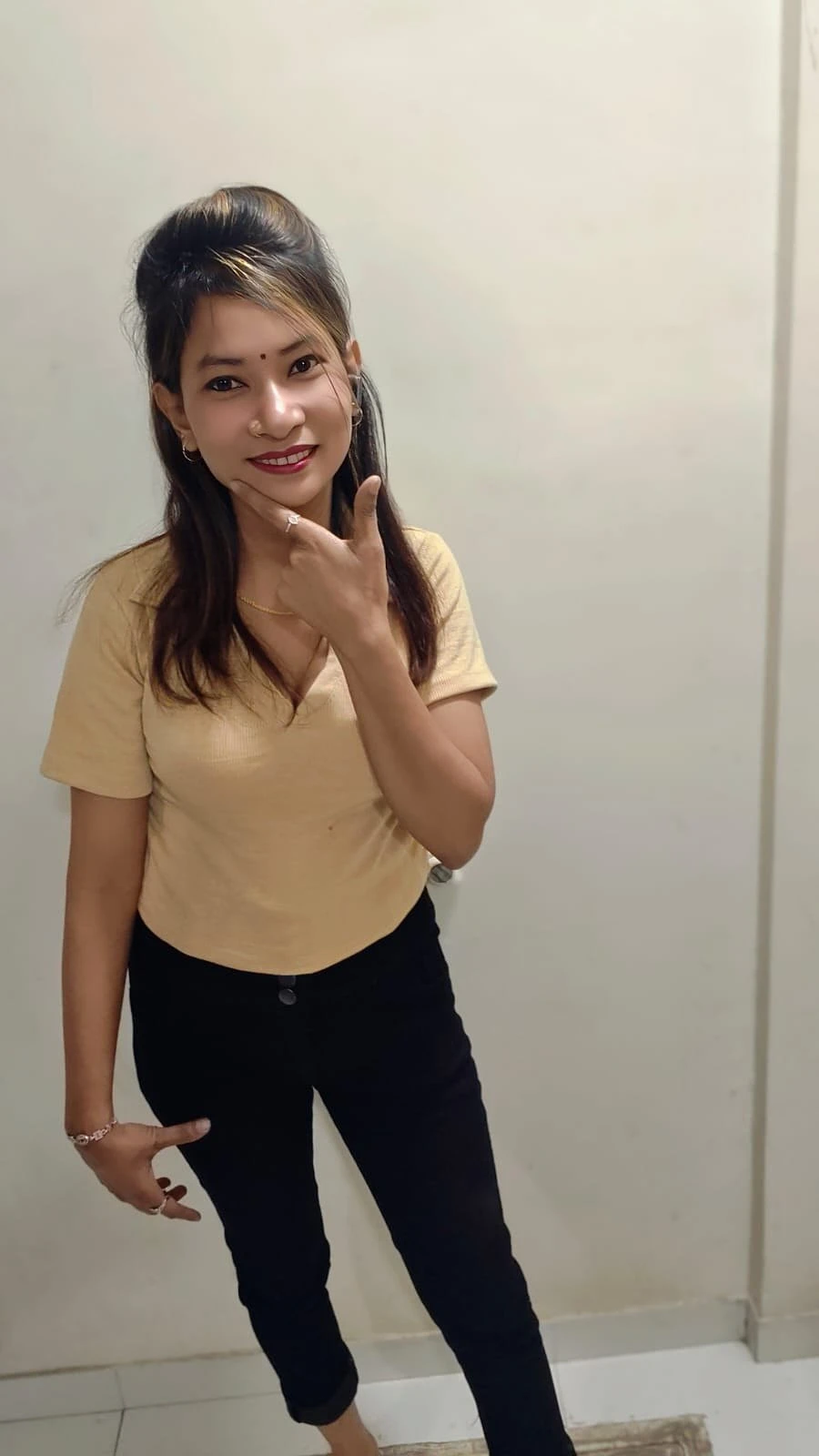 Mahi Singh – Indian escort in Ahmedabad — 3 / 5
