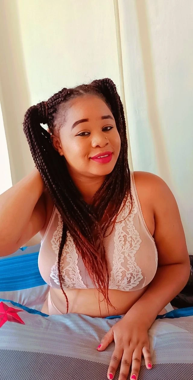 Ladasha – South African escort in Ahmedabad — 1 / 5