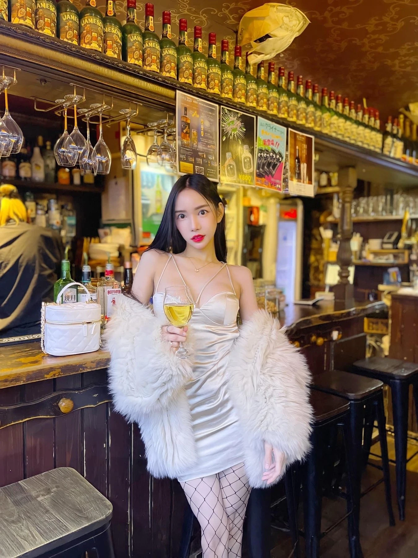 Hera model until 17 june – escort in Hong Kong — 14 / 19