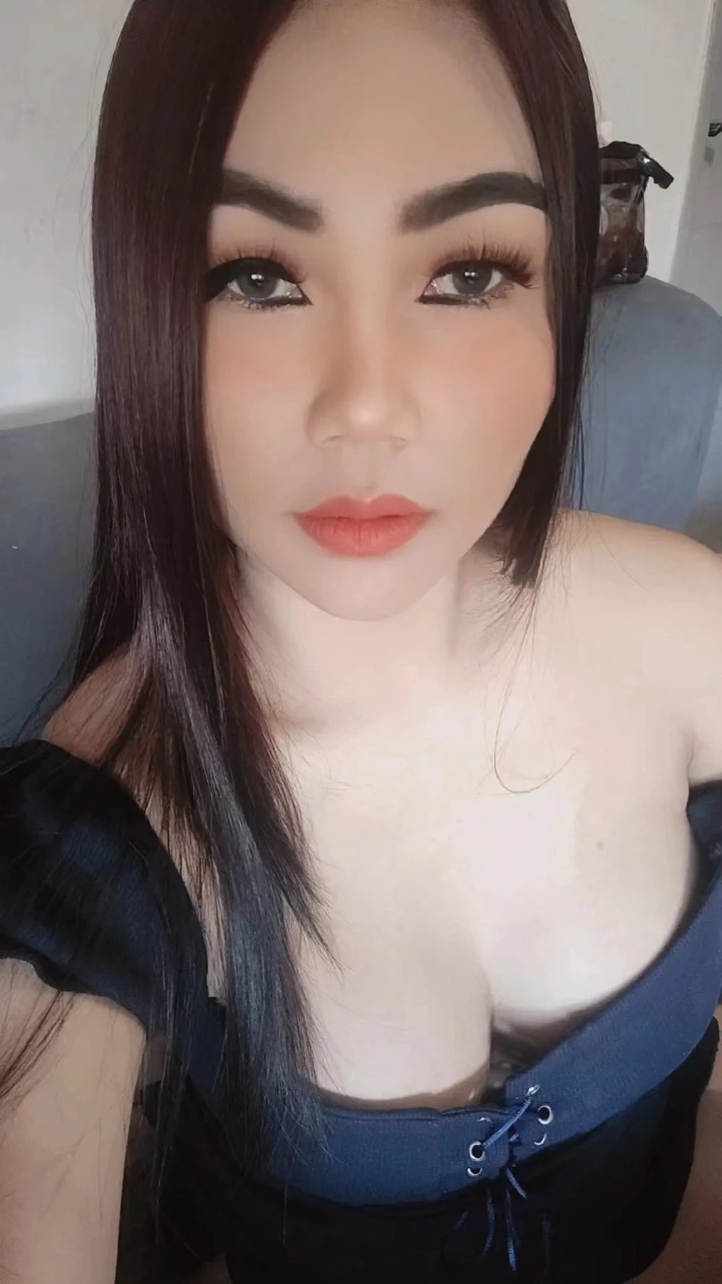 Xiuluo – Chinese escort in Tirana — 3 / 5