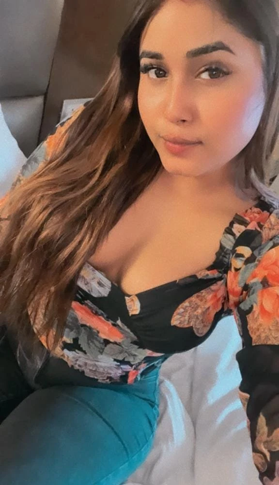 Female escort – Indian escort in Bangalore — 3 / 4