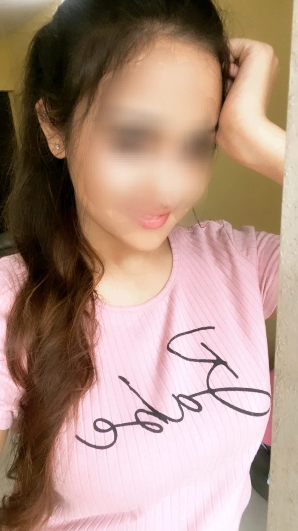 Soni Independent Real $ Cam – Indian escort in Bangalore — 3 / 5