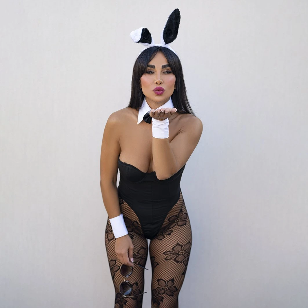 Zeinab ANAL SEX – Colombian escort in Hong Kong — 7 / 11