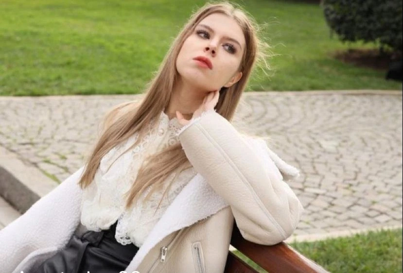 Russian Anas – Russian escort in Hong Kong — 7 / 8
