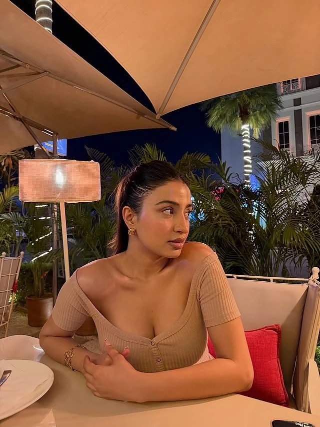 Hansi – Indian escort in Ahmedabad — 6 / 7