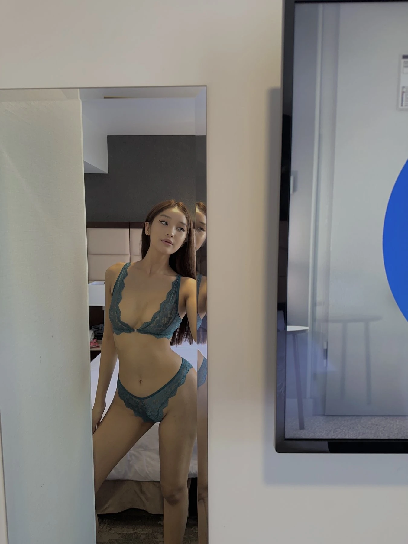 D I O R – Filipino escort in Hong Kong — 4 / 14