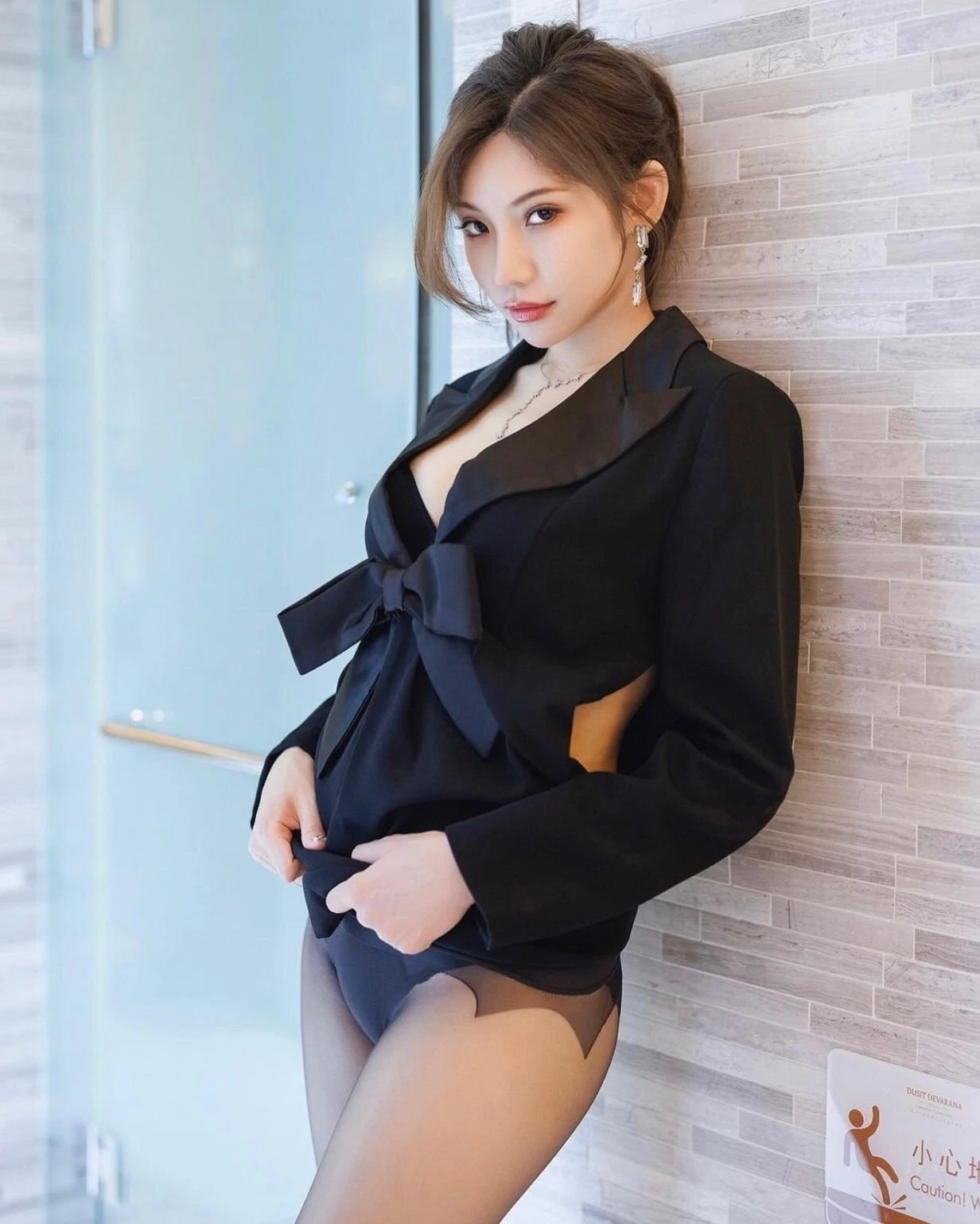 Missie – Japanese escort in Hong Kong — 4 / 5