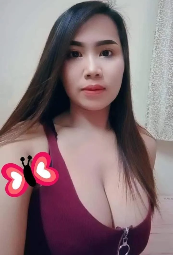 First Time – escort in Tirana — 3 / 4