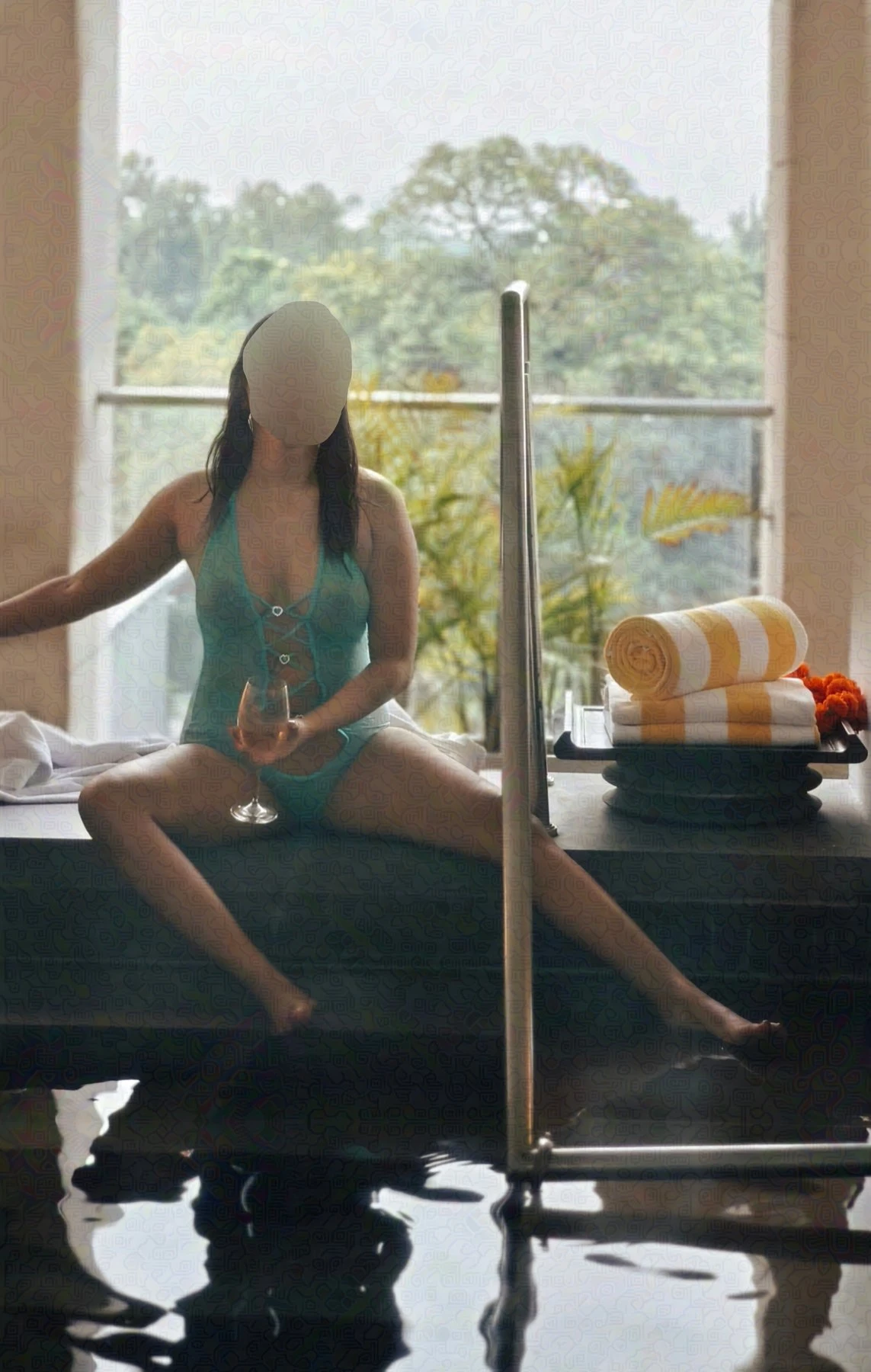 Cosmopolitan classy goddess escort – Indian escort in Bangalore — 8 / 11