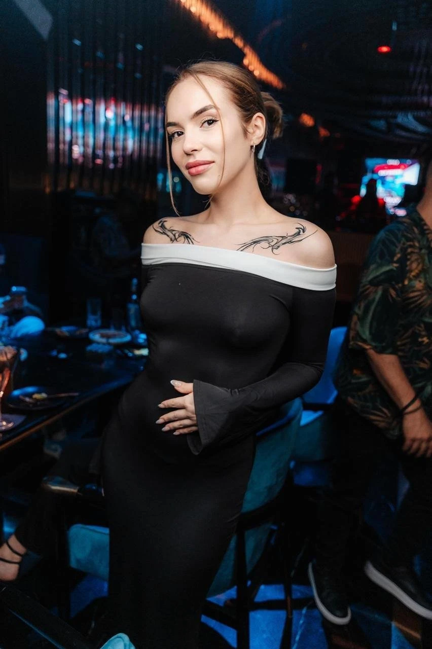 Zhenya Glaze Goddess – Belarusian escort in Hong Kong — 7 / 11