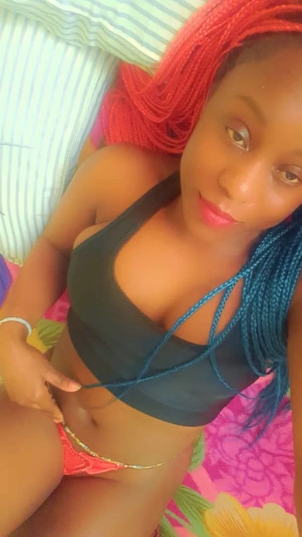 Cindy – Angolan escort in Ahmedabad — 1 / 5