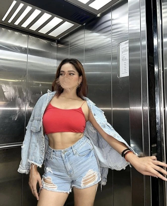 Payal Real Meet and Cam – Indian escort in Bangalore — 3 / 4