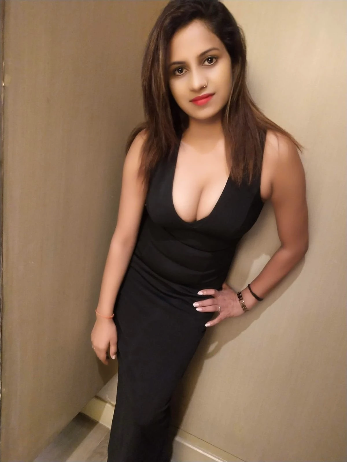 Sikha Cash payment – Indian escort in Coimbatore — 2 / 4