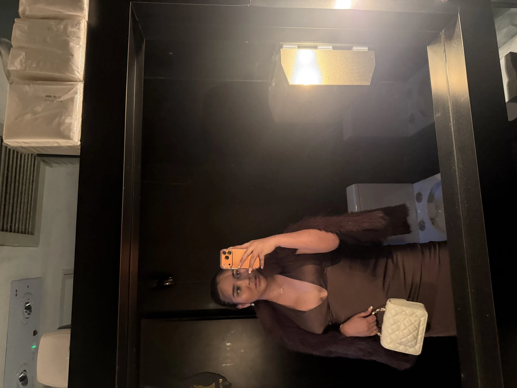 Biancalove – Filipino escort in Hong Kong — 11 / 31