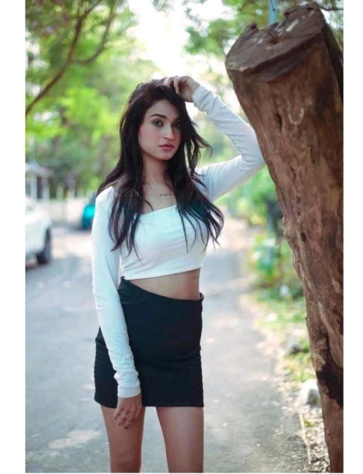 Komal Web Cam Show and Real Meet – Indian escort in Bangalore, Escort, Banga