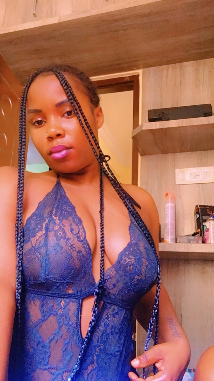 Brenda Queen in horamavu – Cameroonian adult performer in Bangalore — 9 / 10