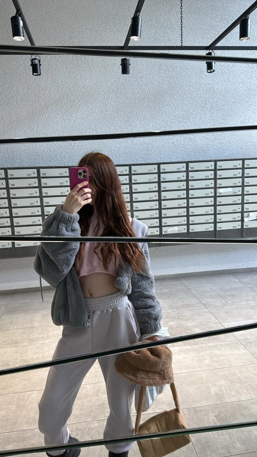 NARGİS – Albanian escort in Tirana — 12 / 14