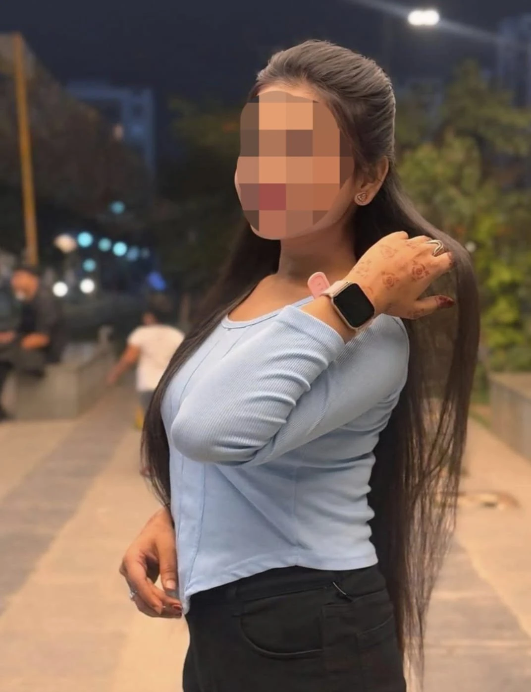 Shivani – Indian escort in Bangalore — 4 / 5